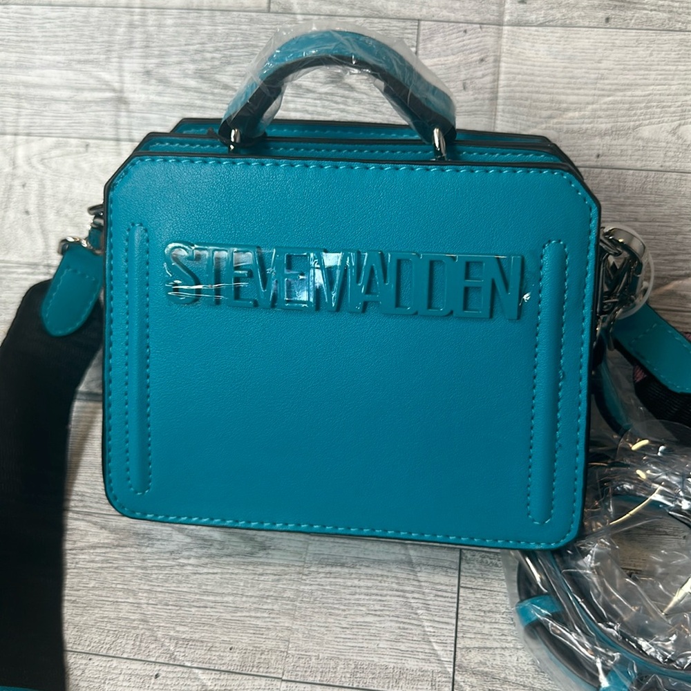 Steve Madden bevelyn mini